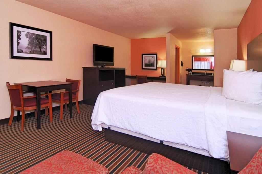 Palm Aire Hotel And Suites Weslaco Quarto foto